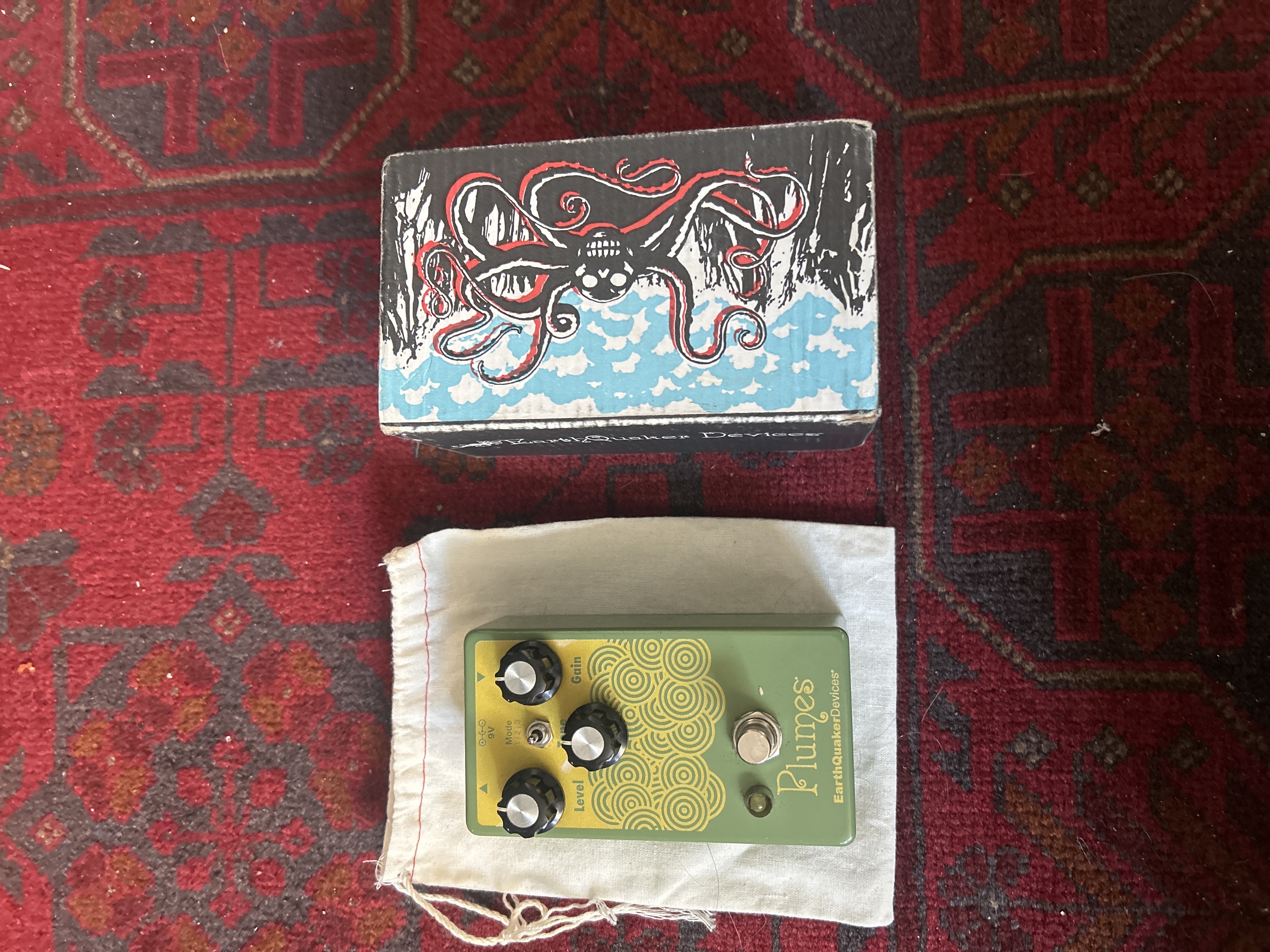 Plumes Earthquaker Devices comme neuve