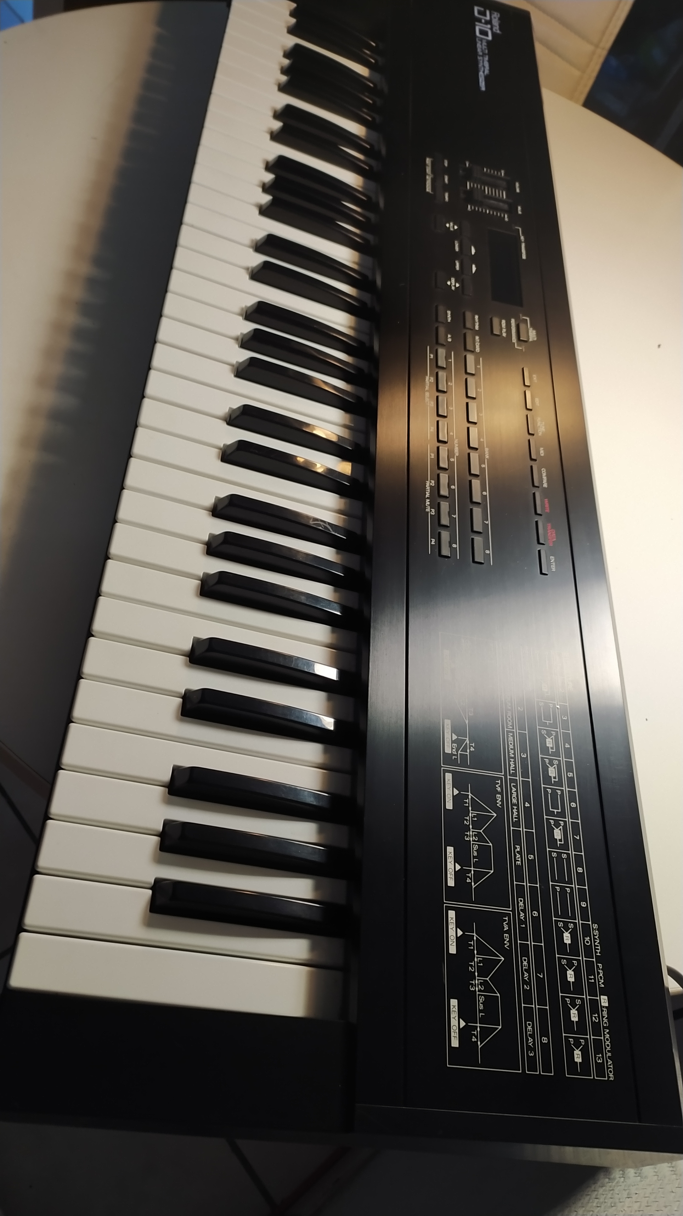 Roland D-10 (32538)