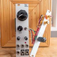 Spring reverb plus expandeur avec son large spring tank