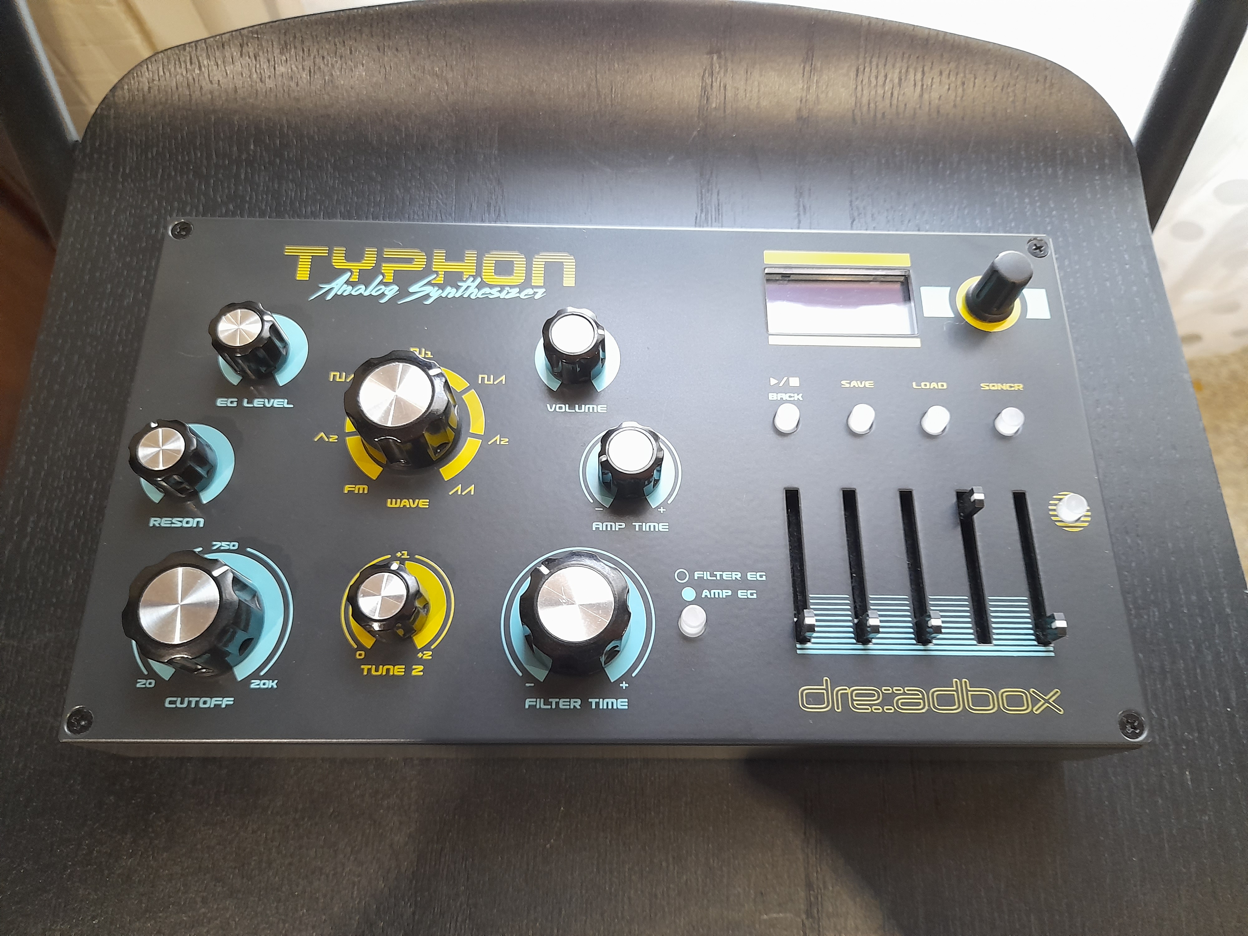 Dreadbox Typhon