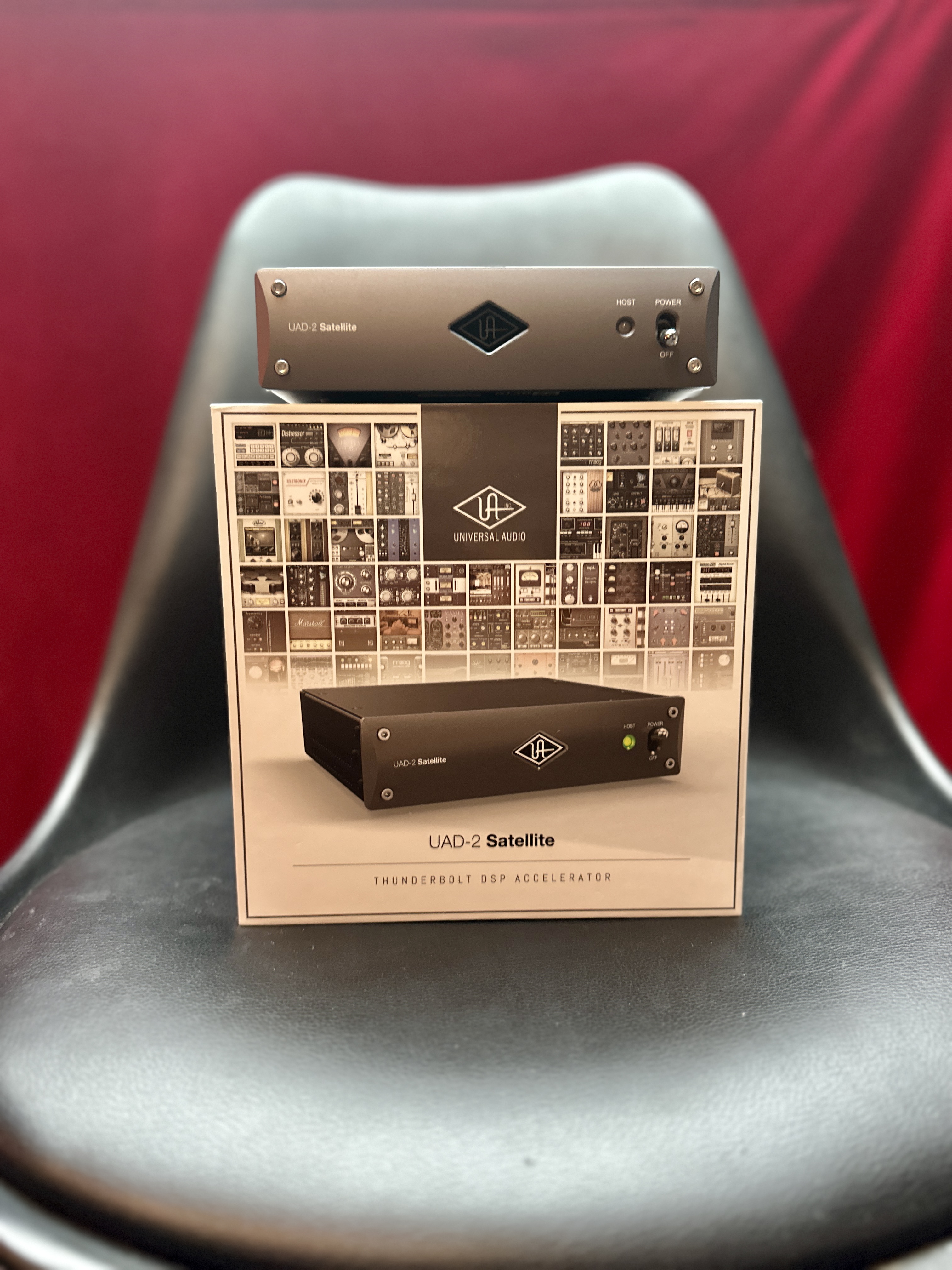 Je vends ce boîtier audio UAD Satellite OCTO