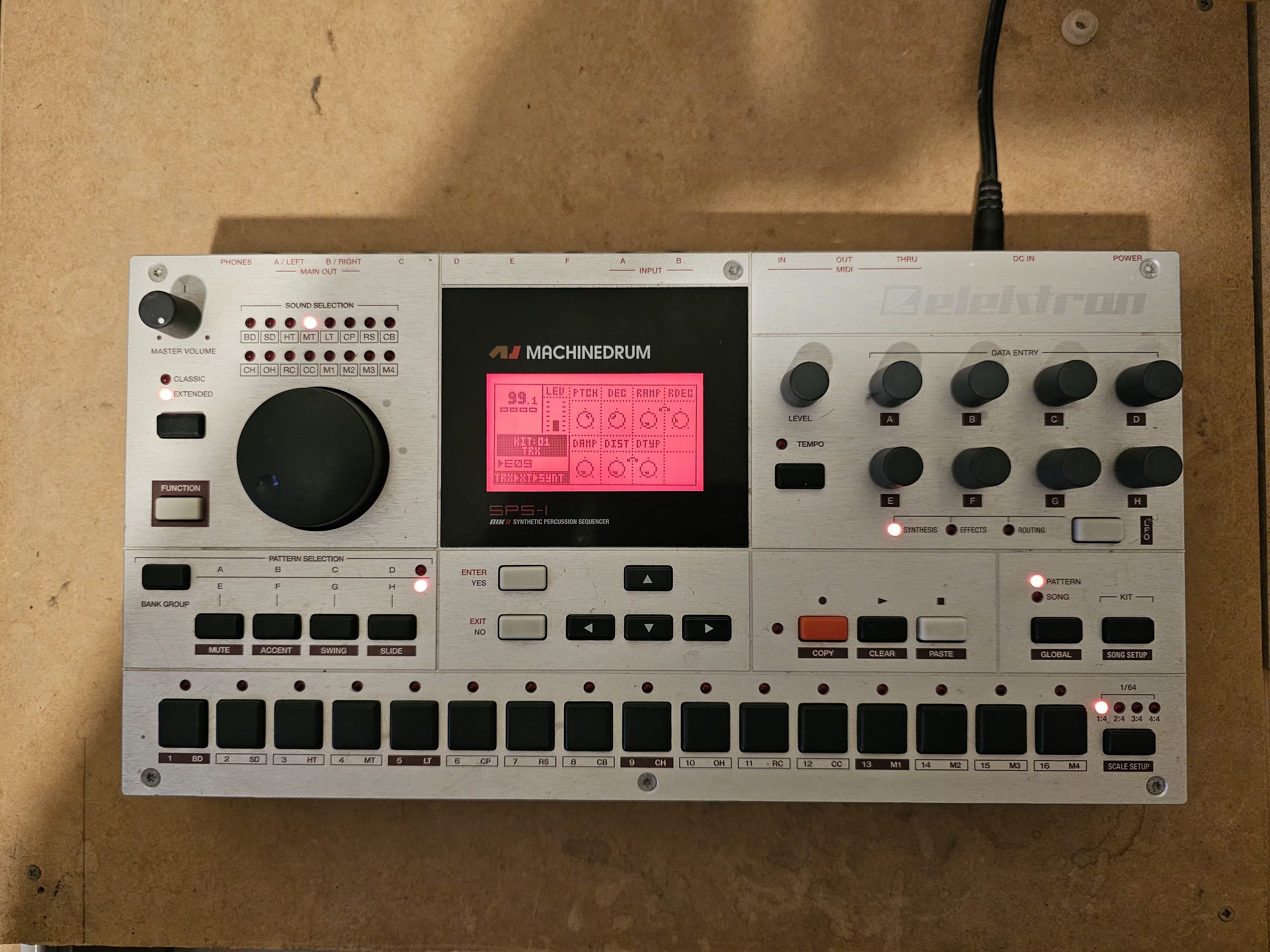 Elektron MD 