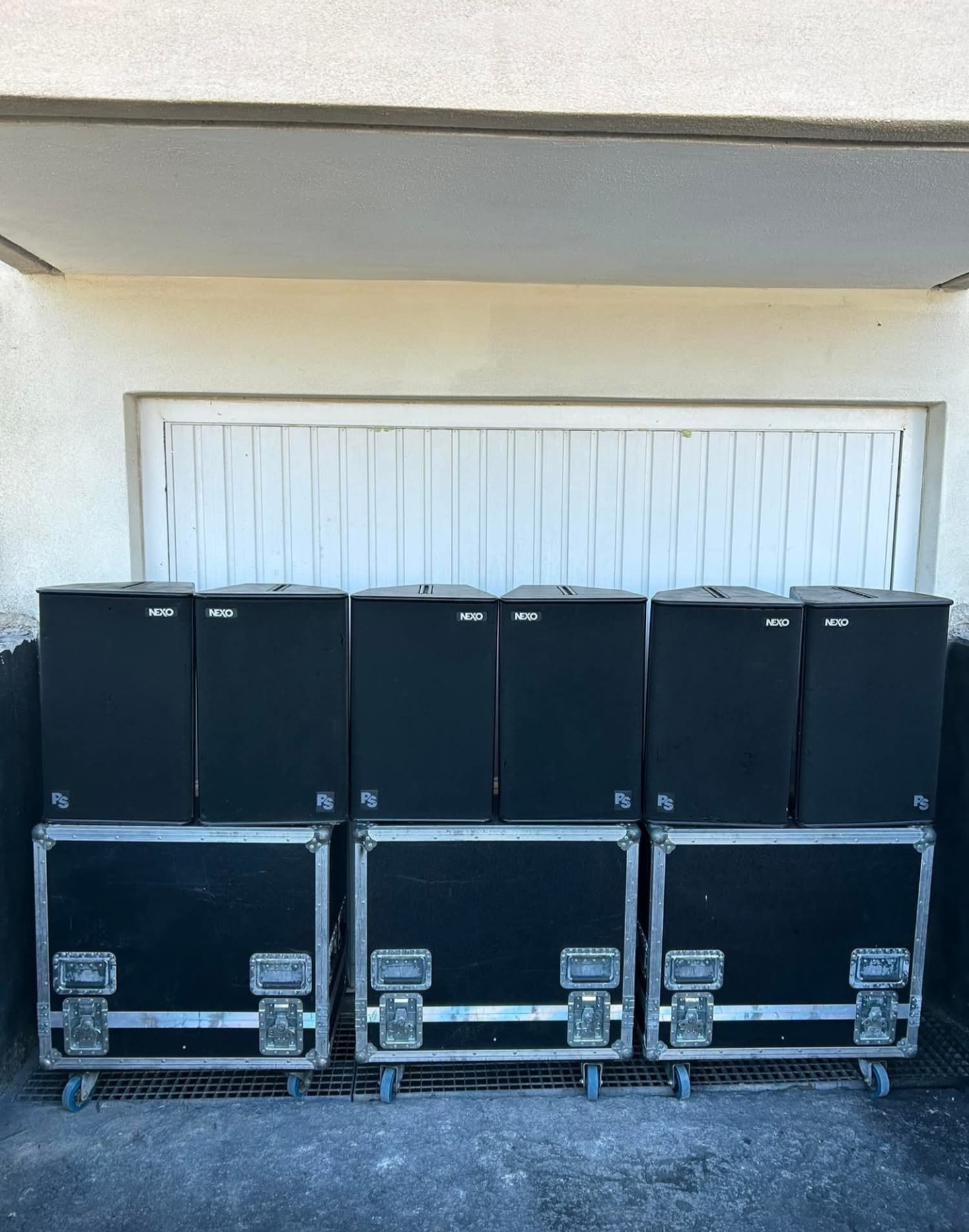 Nexo PS15 Left-Right