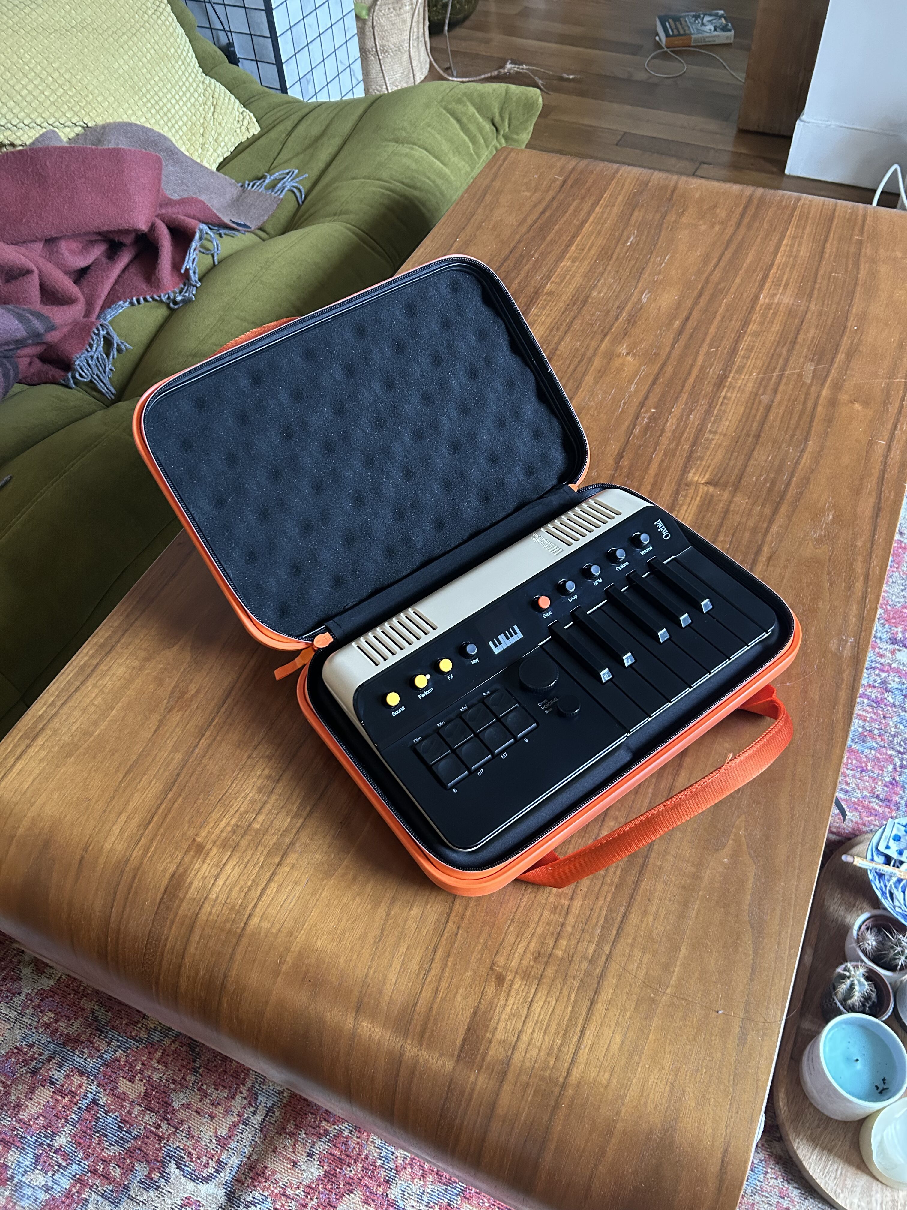 Vends Orchid avec case et VST Pistil