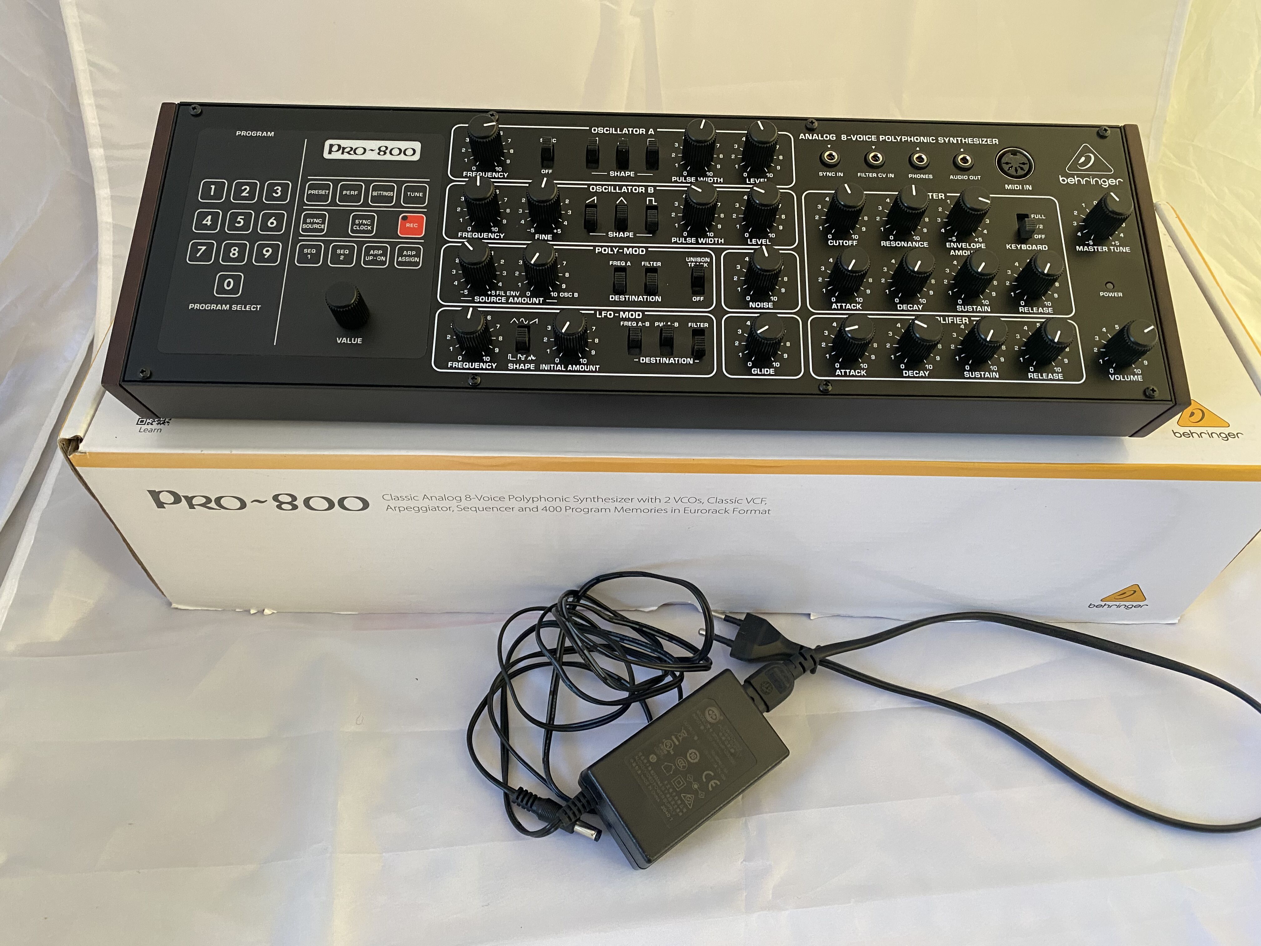 Vends Behringer Pro-800 comme neuf