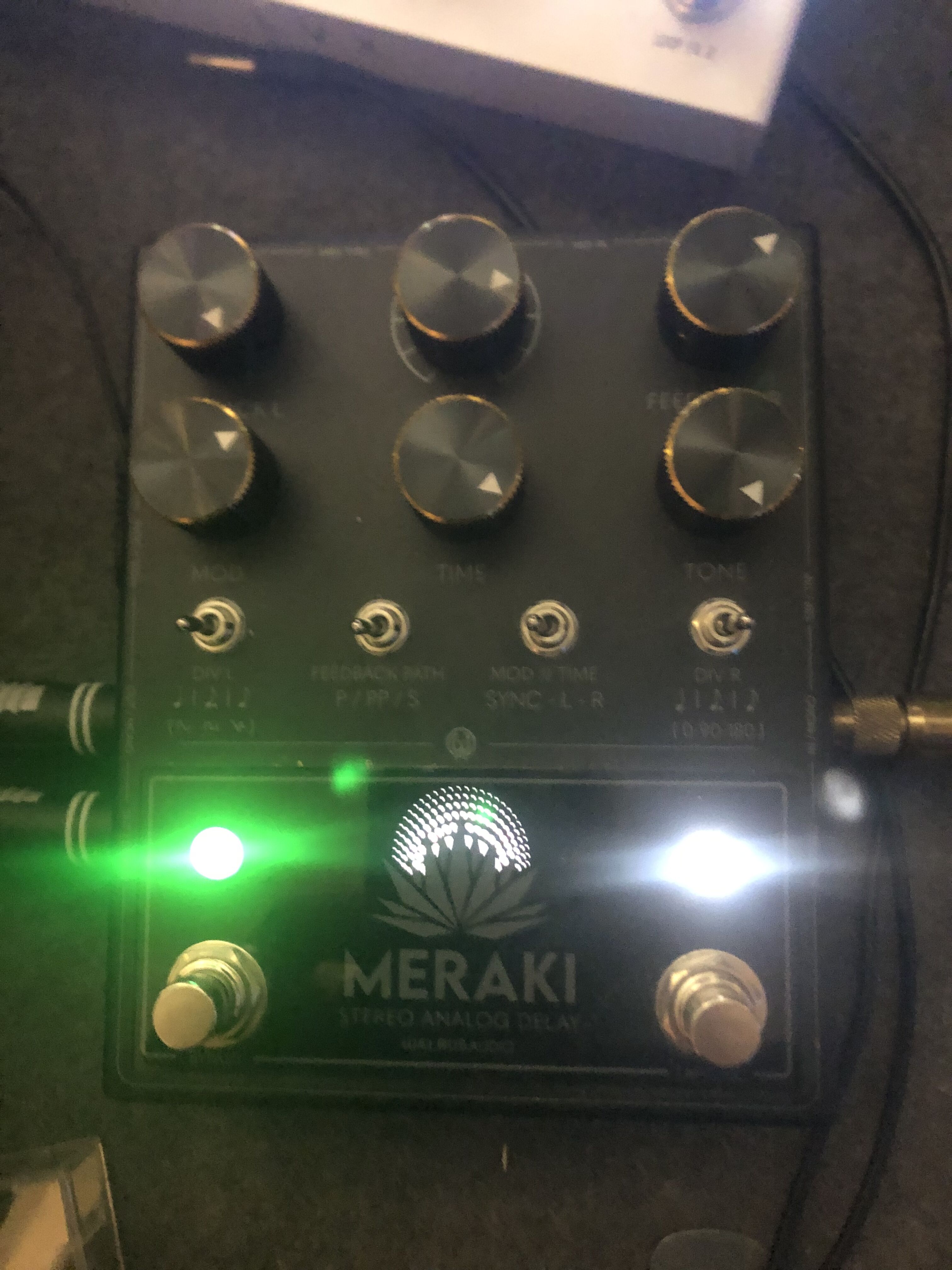WAlrus Audio MERAKI série limitée Black delay analogique stéréo Haut de gamme 