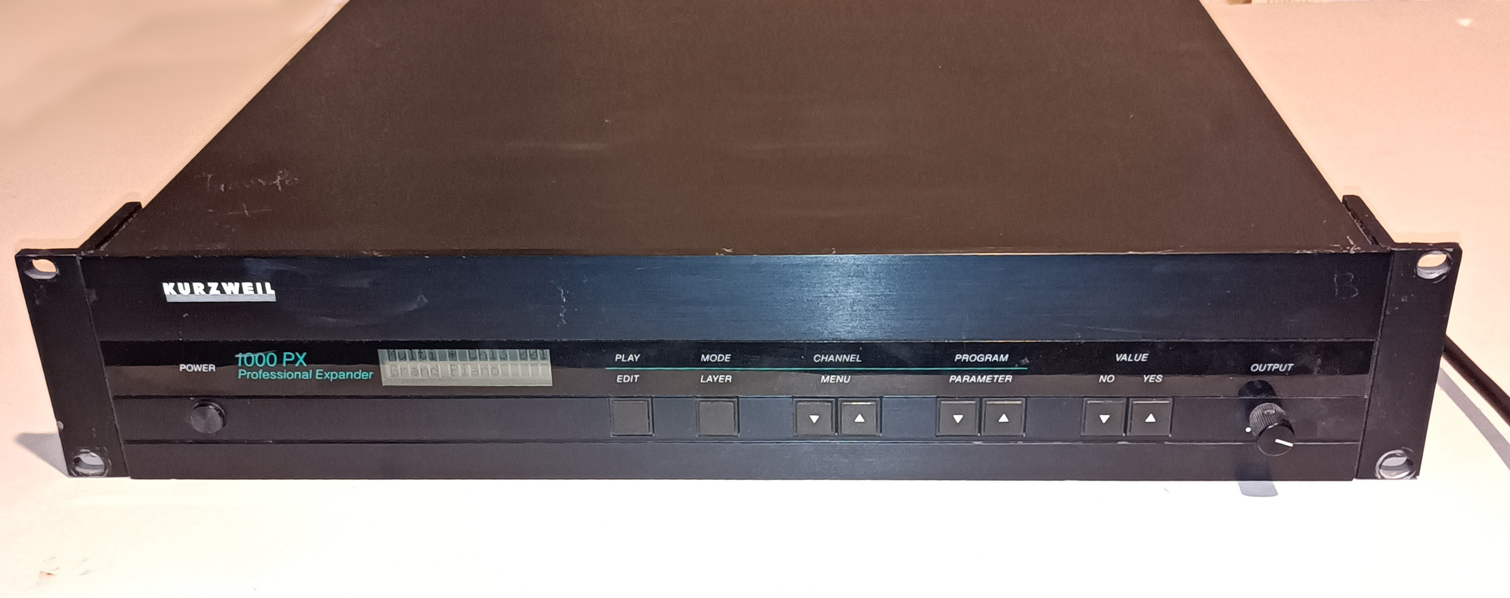 Vends expandeur Kurzweil 1000 PX polyphonique 24 voix multitimbral 16 canaux