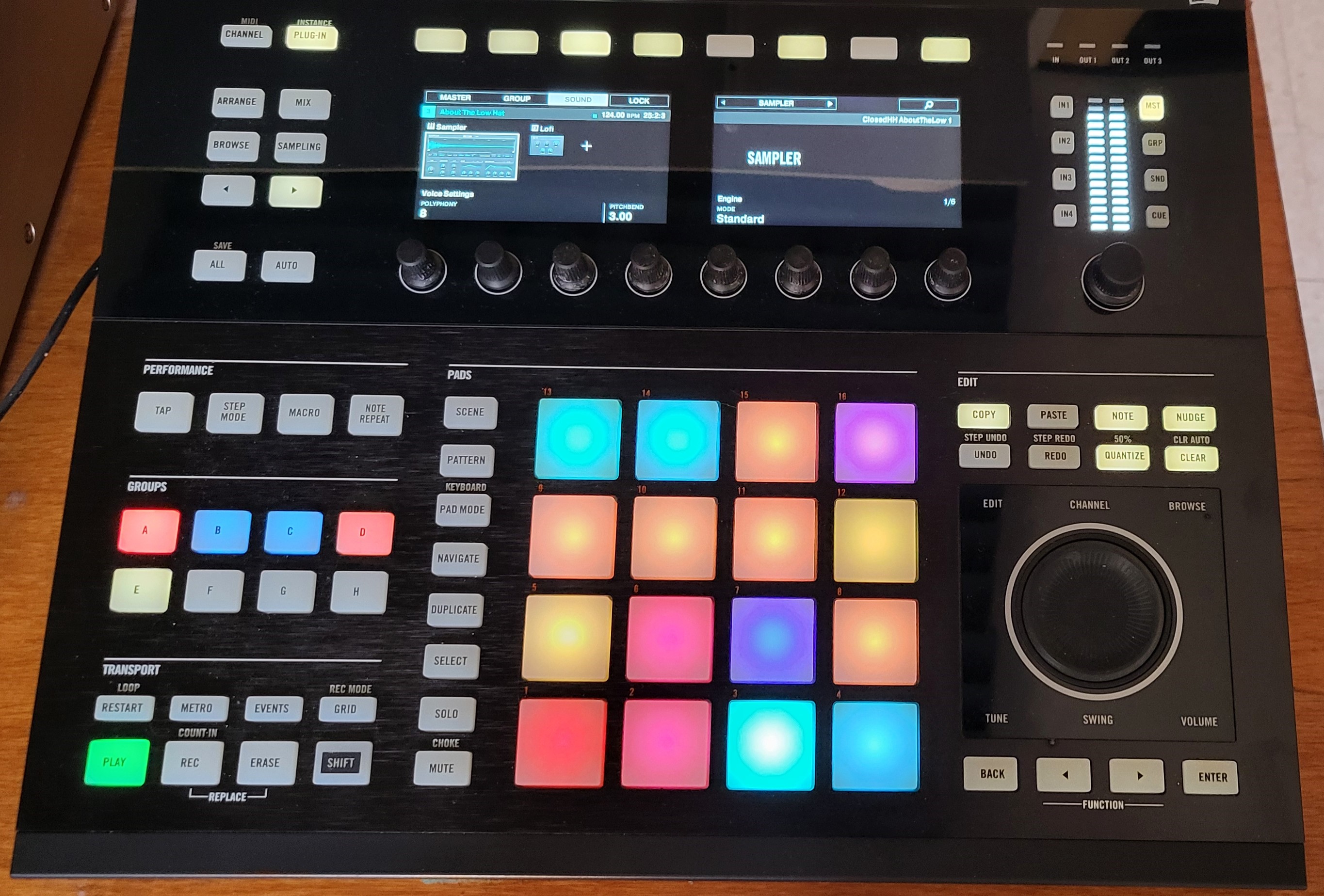  Maschine Studio (avec decksaver) + Komplete Kontrol S49 MK1 – Excellent état – 250 €