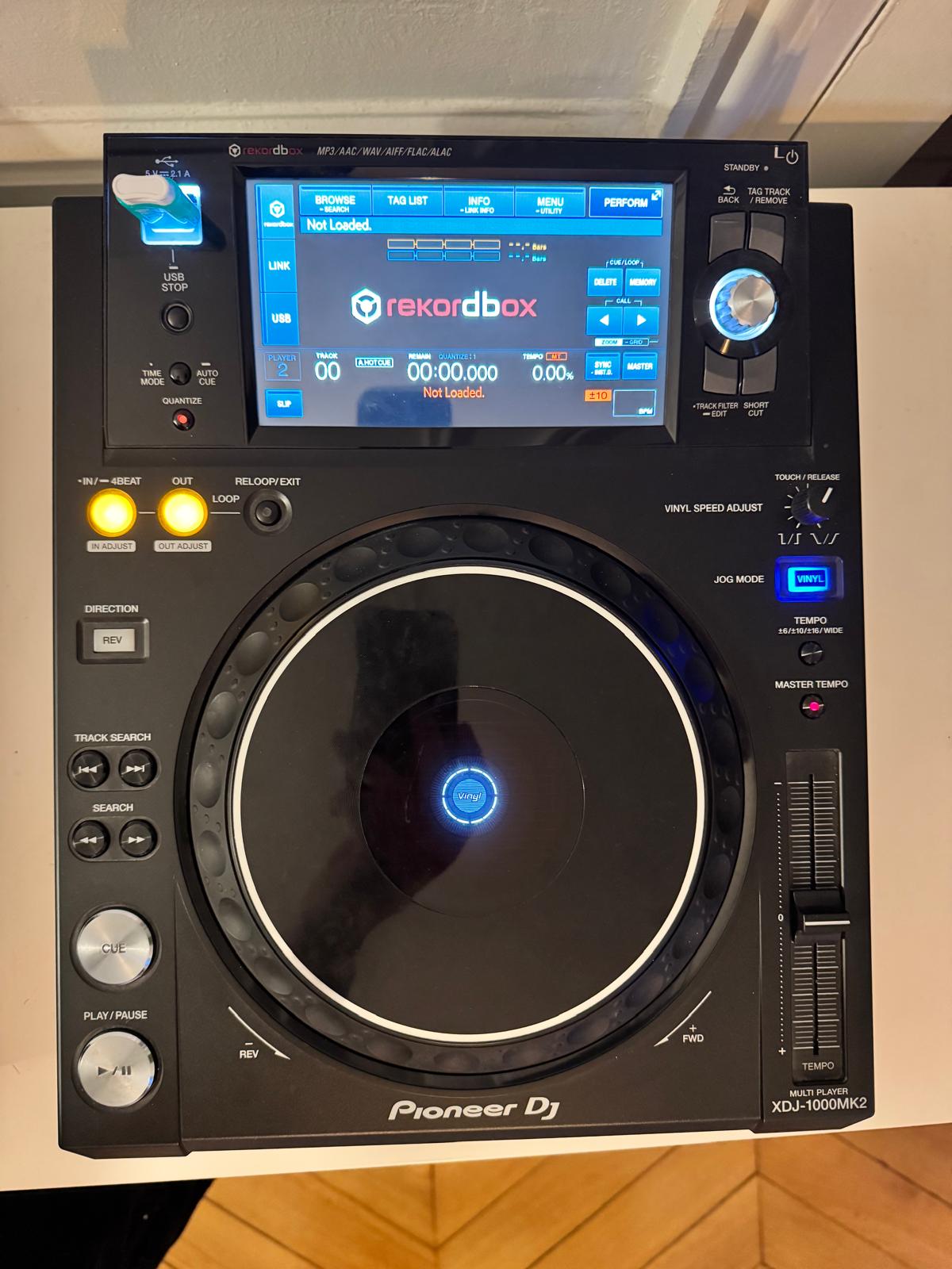 Vends une paire de XDJ 1000MK2