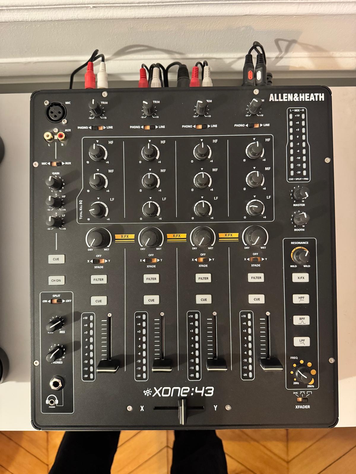 Vends Allen & Health Xone:43