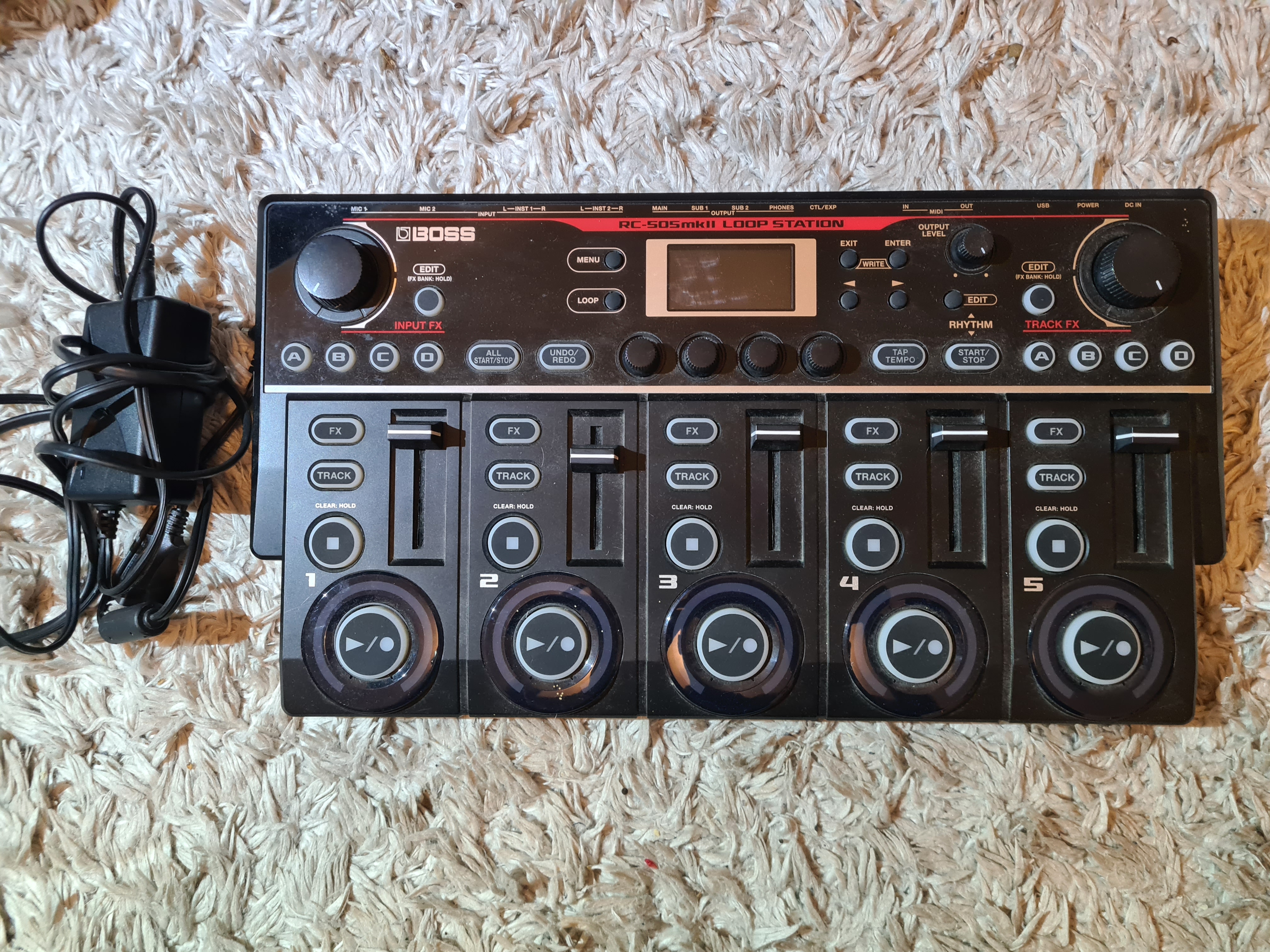 Vends Boss RC-505 pédale loop