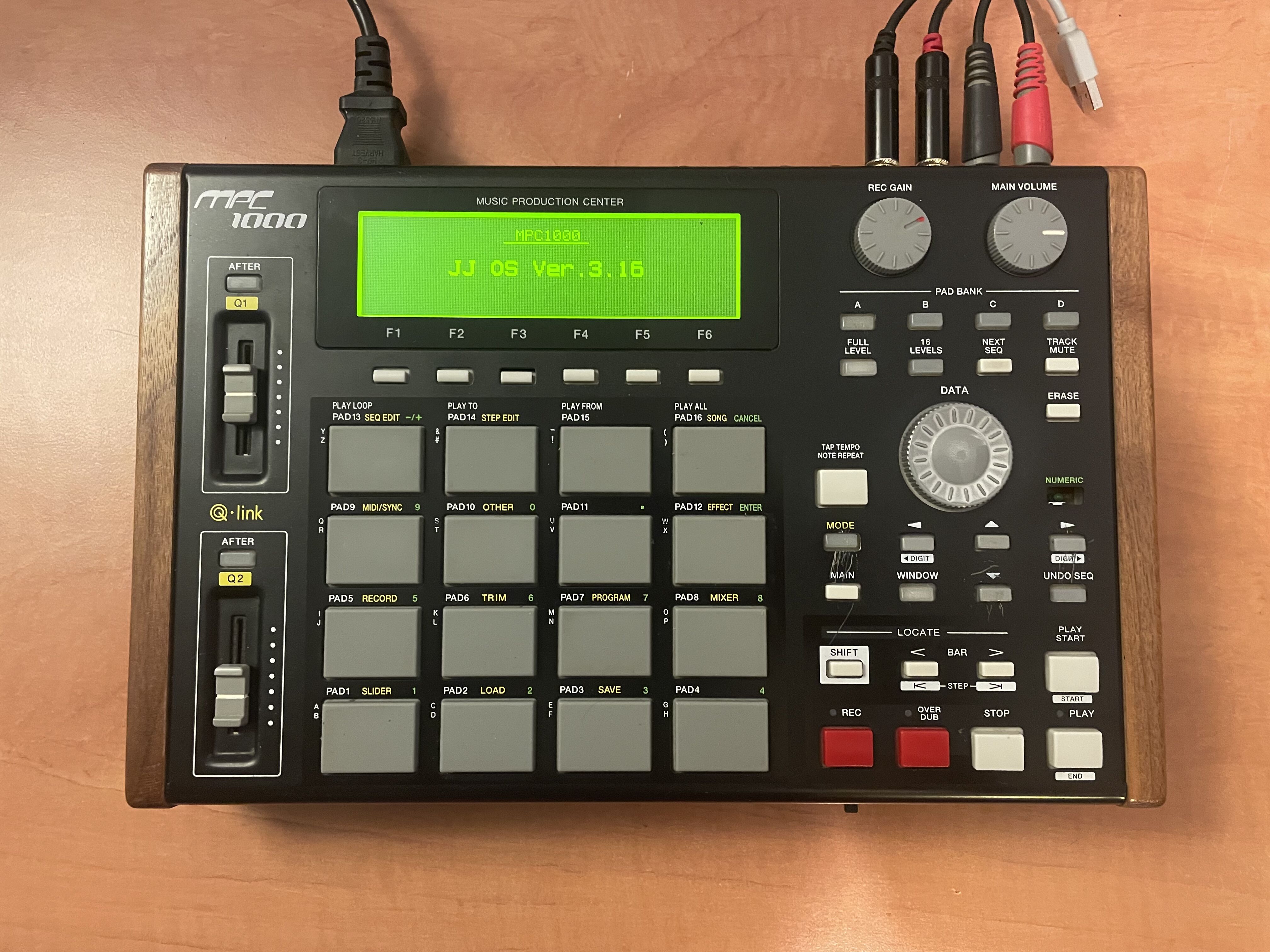 Vends MPC1000 Black JJOS 3.15