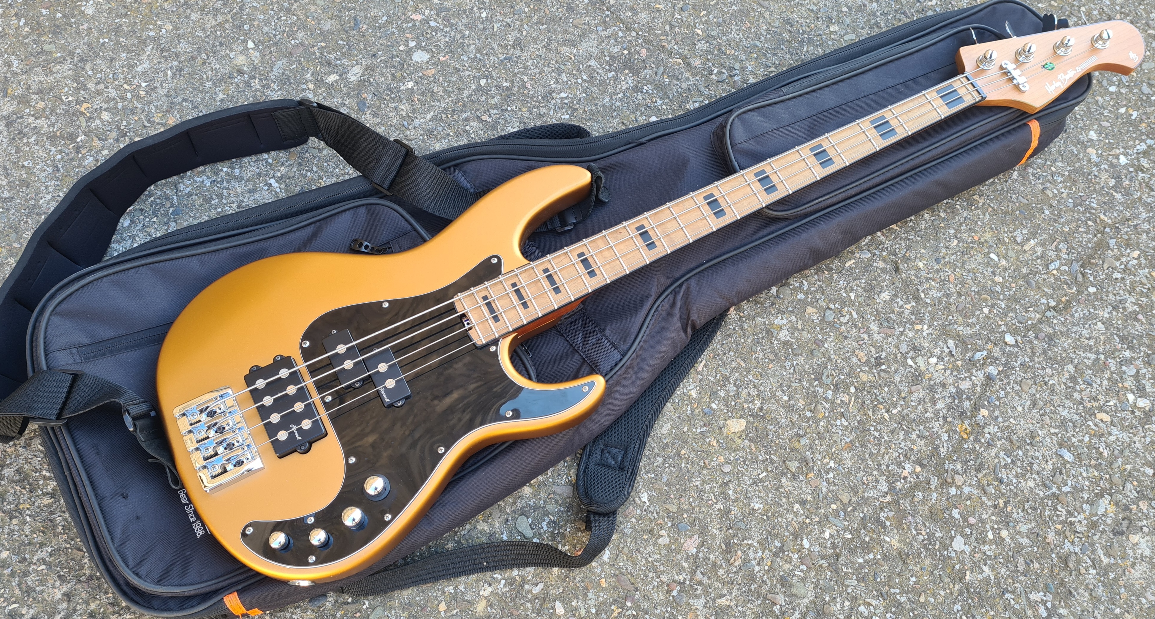 Basse Harley Benton Enhanced 25th