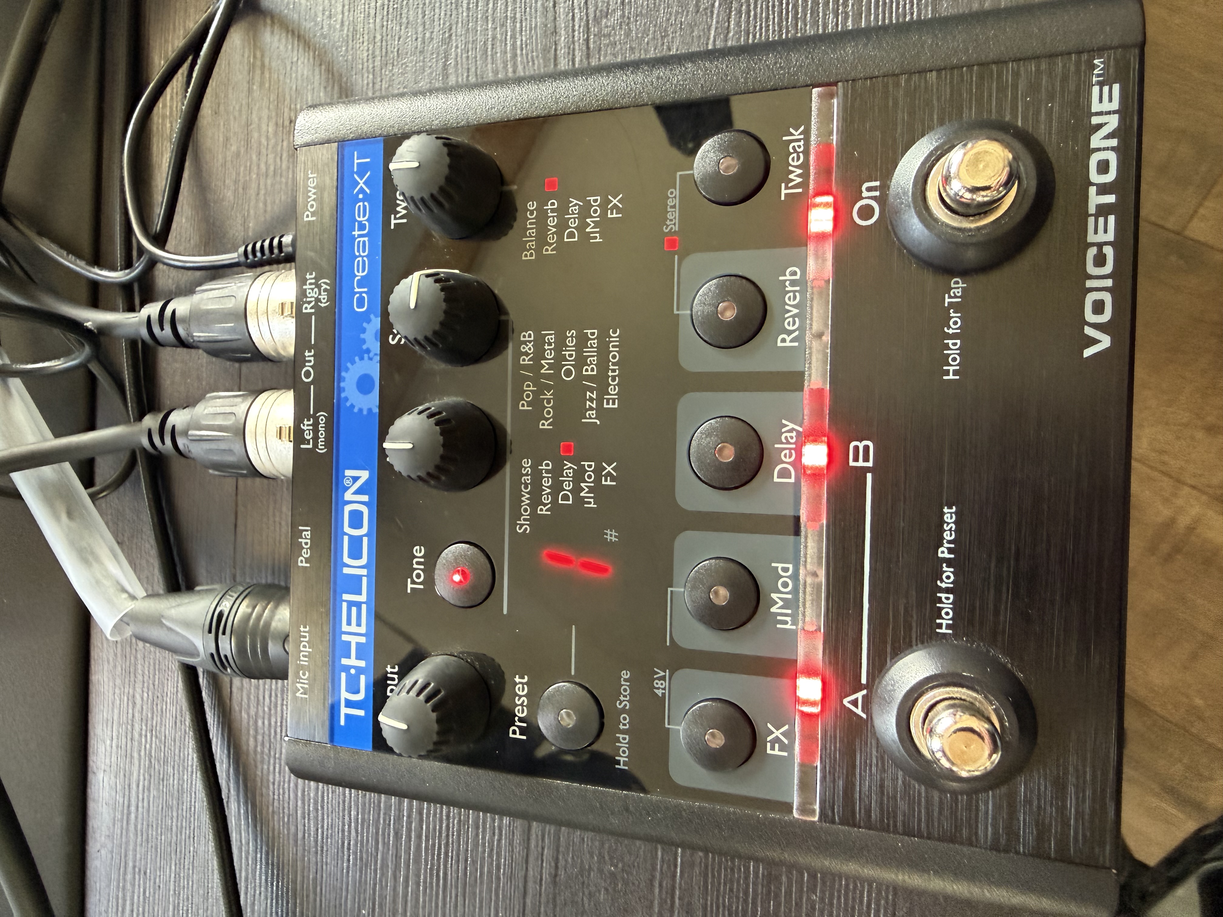 Vends effet voix TC Helicon Create XT