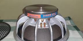 haut-parleur de basses fréquences