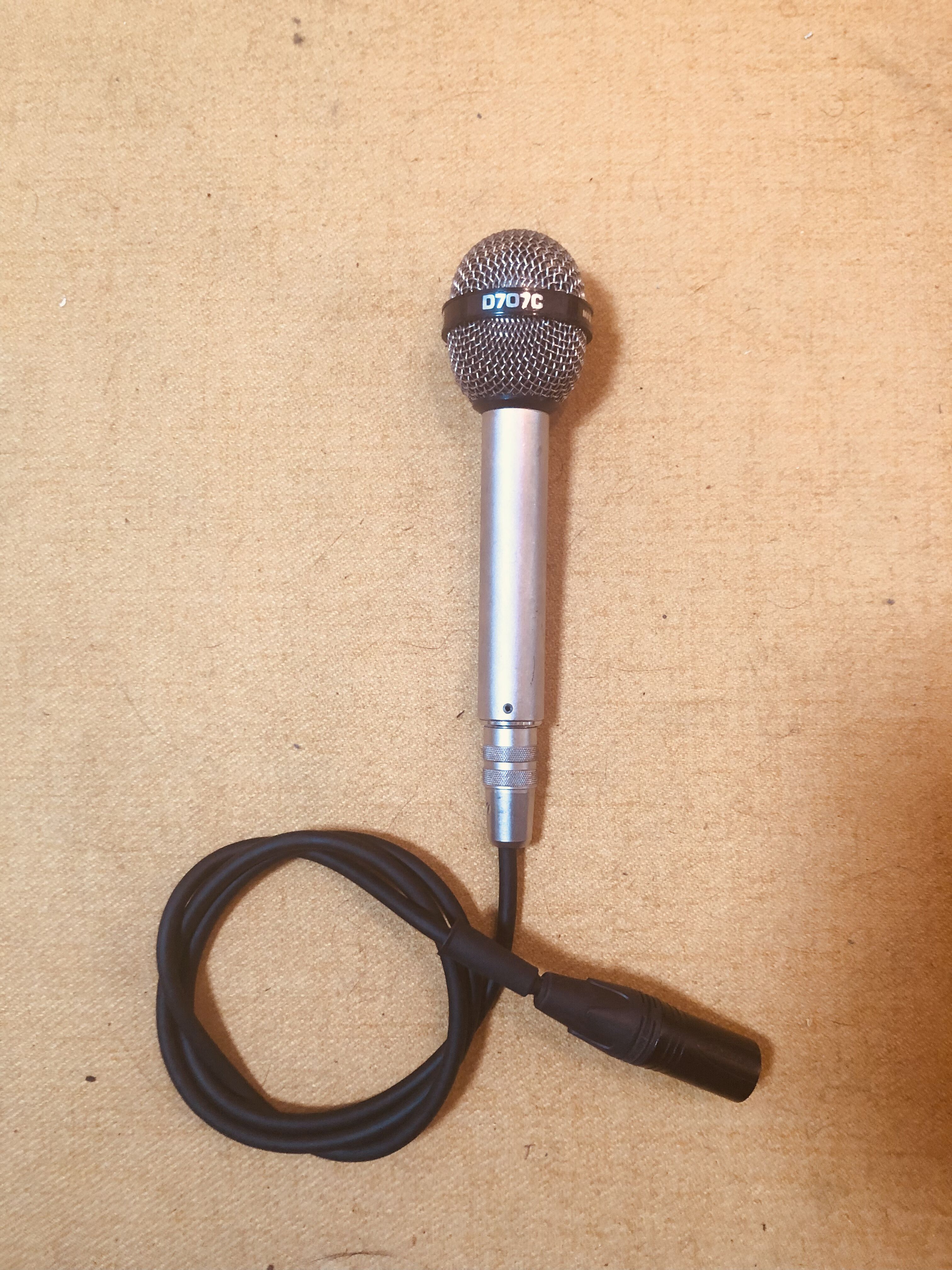 Vends AKG 707C
