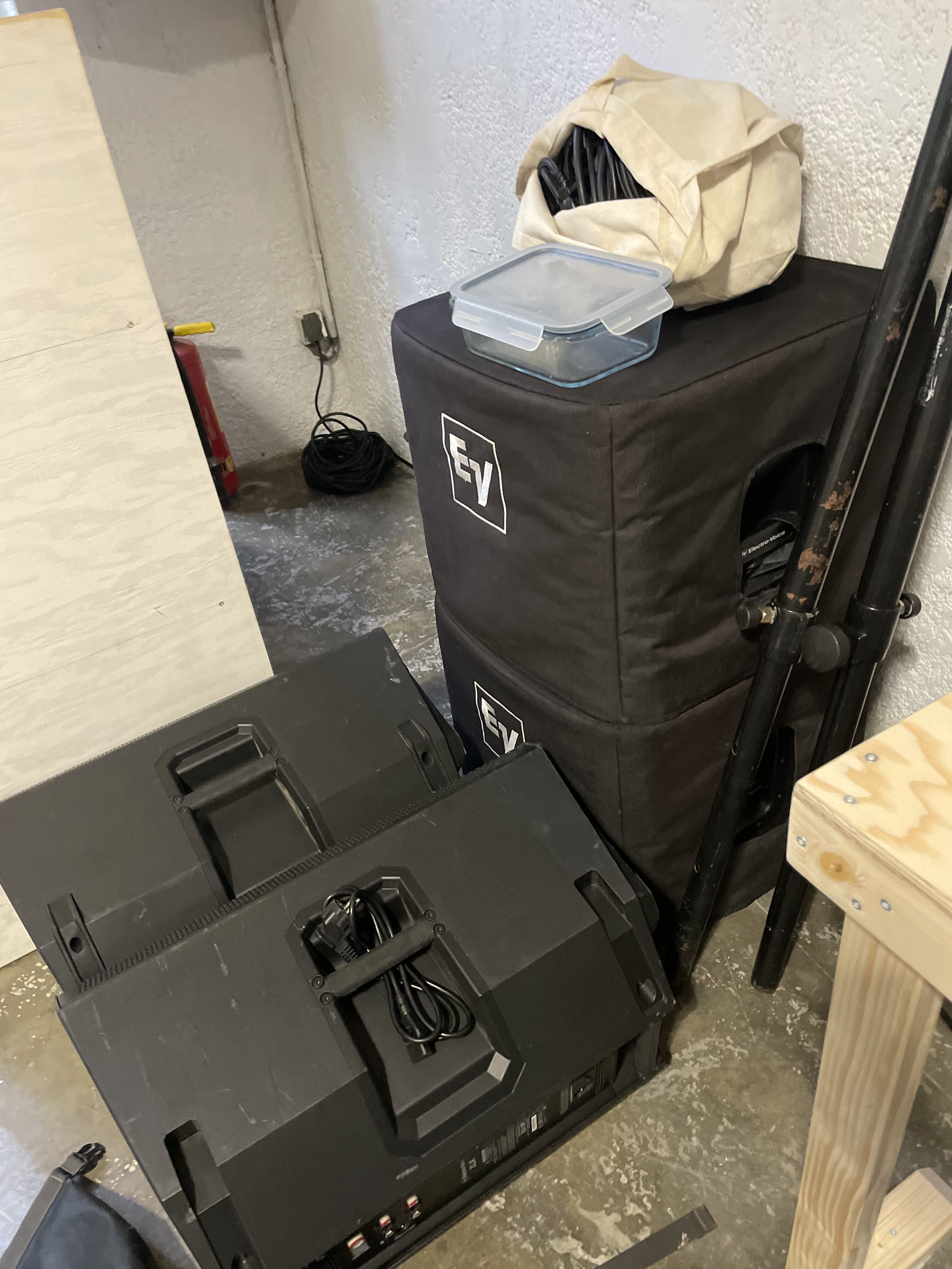 Vends paire Electro-Voice ZXA1-Sub