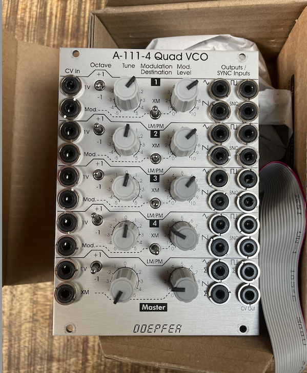 Vends A-111-4 QUAD PRECISION VCO  + cadeau HTS 909