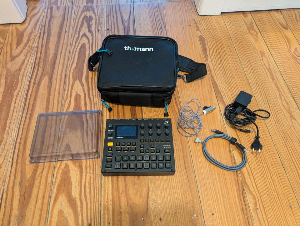 Elektron Digitakt 2 avec accessoires