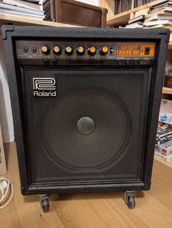 Vends ampli combo Roland Spirit Bass 50
