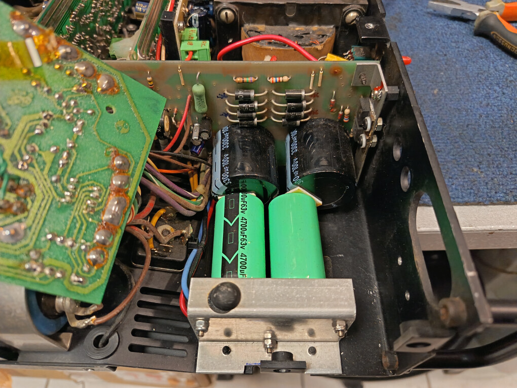 6715799.jpg 6715799.jpg