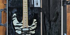 CHARVEL Satchel White Bengal