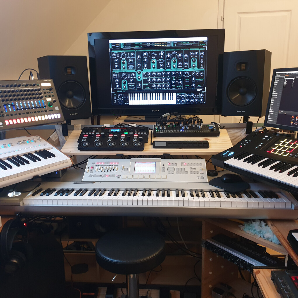 6716386.jpg 6716386.jpg