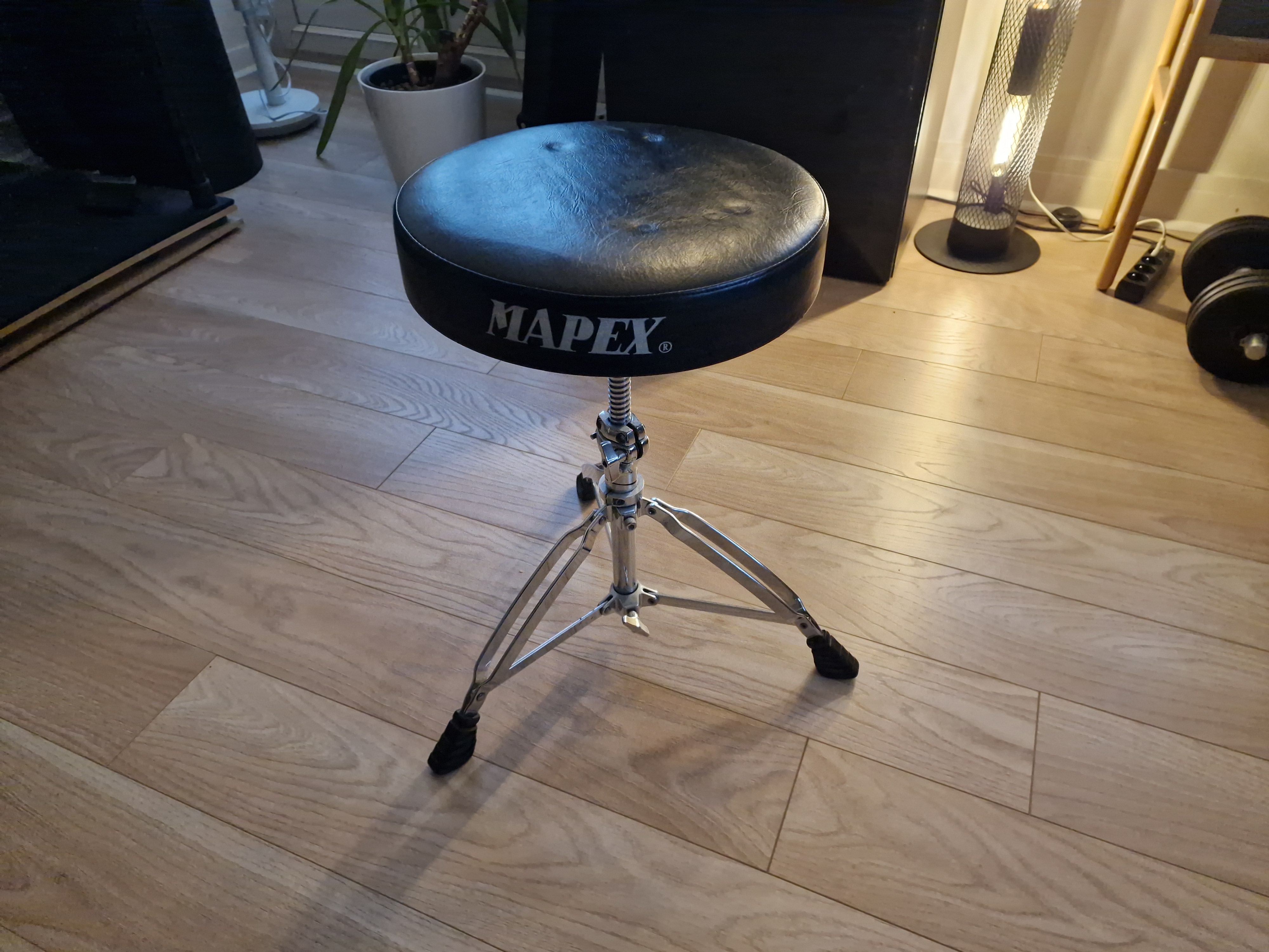 Vends siège de batterie Mapex