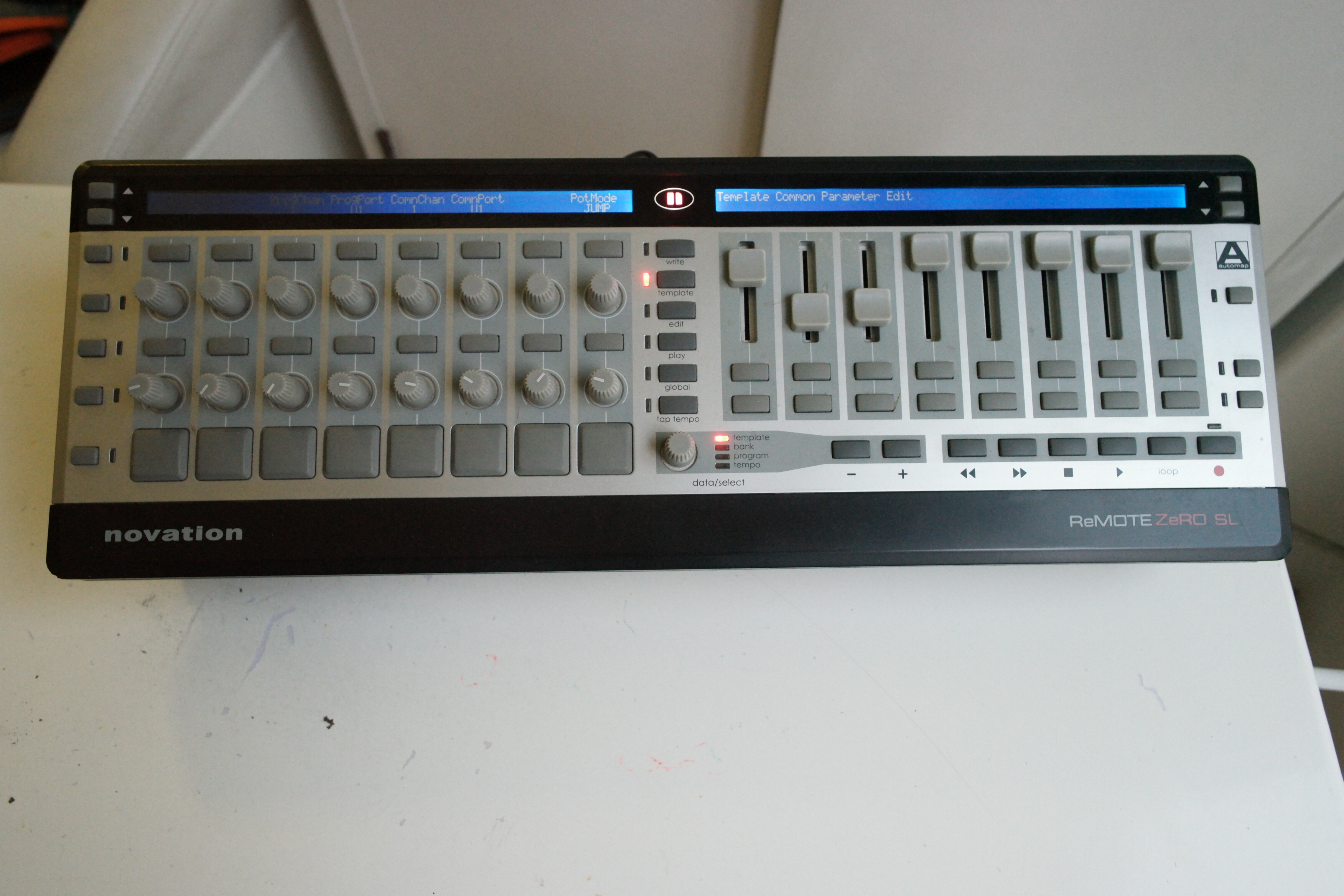 Novation Remote Zero SL Midi controller