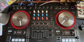 Contrôleur DJ native instrument Kontrol Traktor S4 Mk3 comme neuf acheter le 29 décembre 2025 sous garantie trois ans