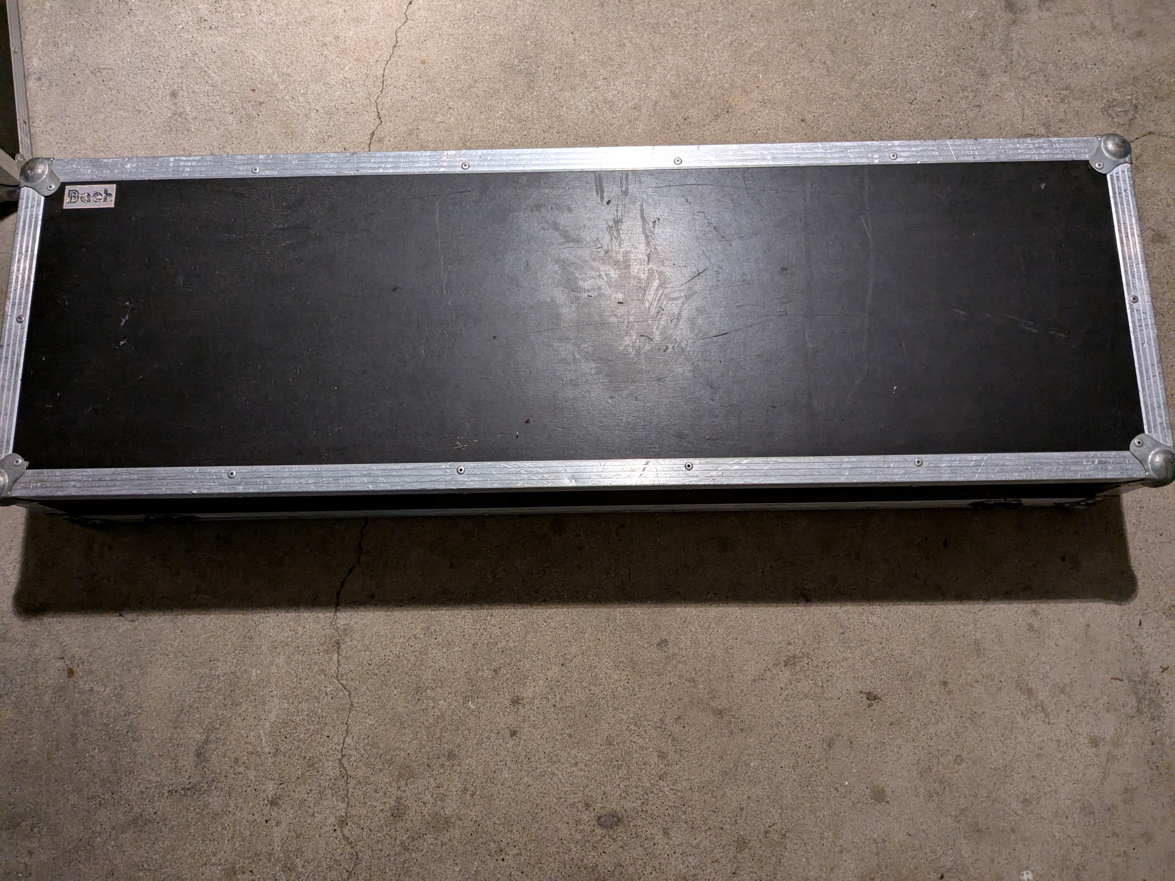 FLIGHT-CASE A 70 ROLAND 76 TOUCHES