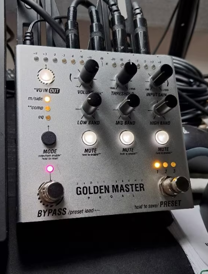Vends Pédale d'effet Golden Master Pedal de Endorphines