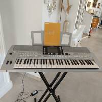 SYNTHETISEUR YAMAHA PSR S910