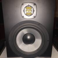EVE AUDIO SC208