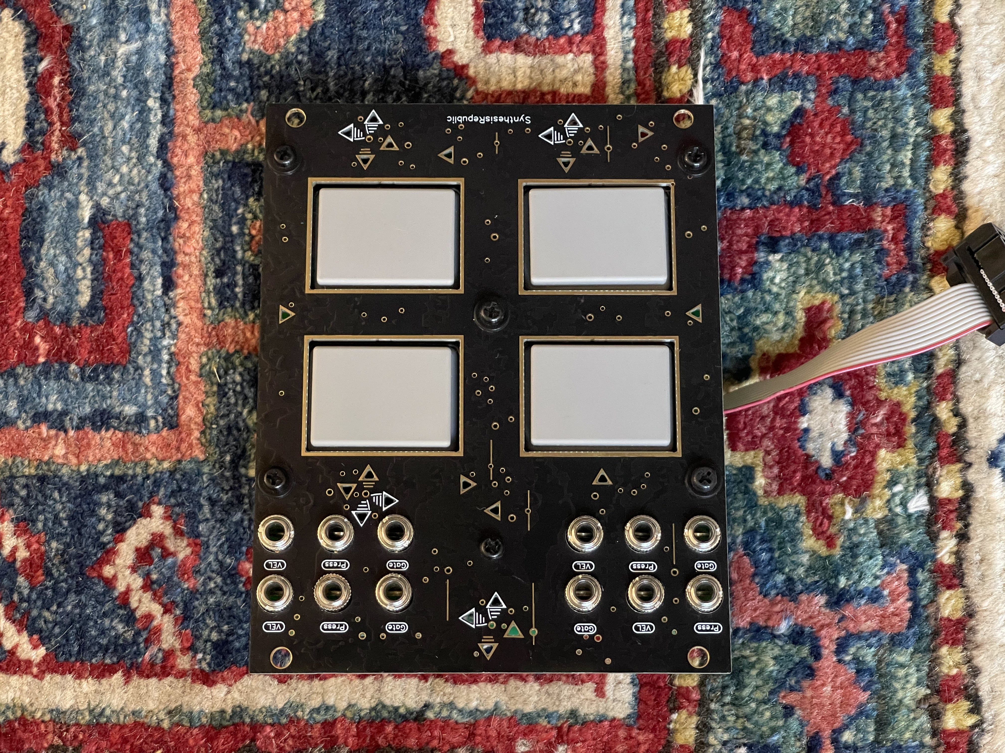 Vends Synthesis Republic Archetype 001