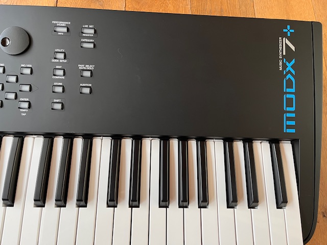 Yamaha MOD X7 Plus NEUF