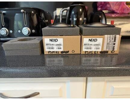 2 NEXO PS15 diaphragmes