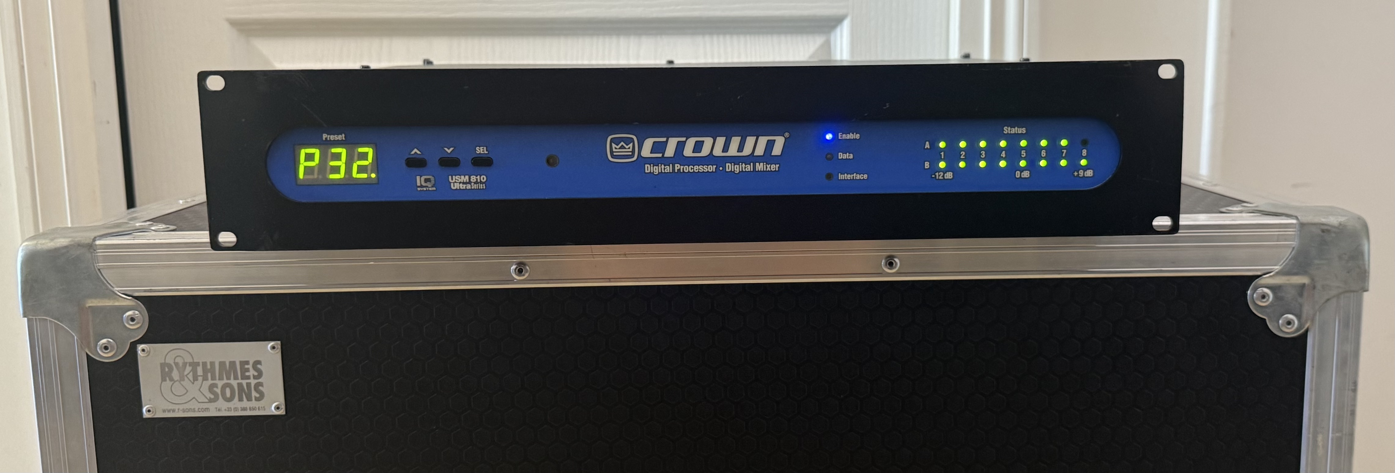 Crown USM 810 Ultra Series