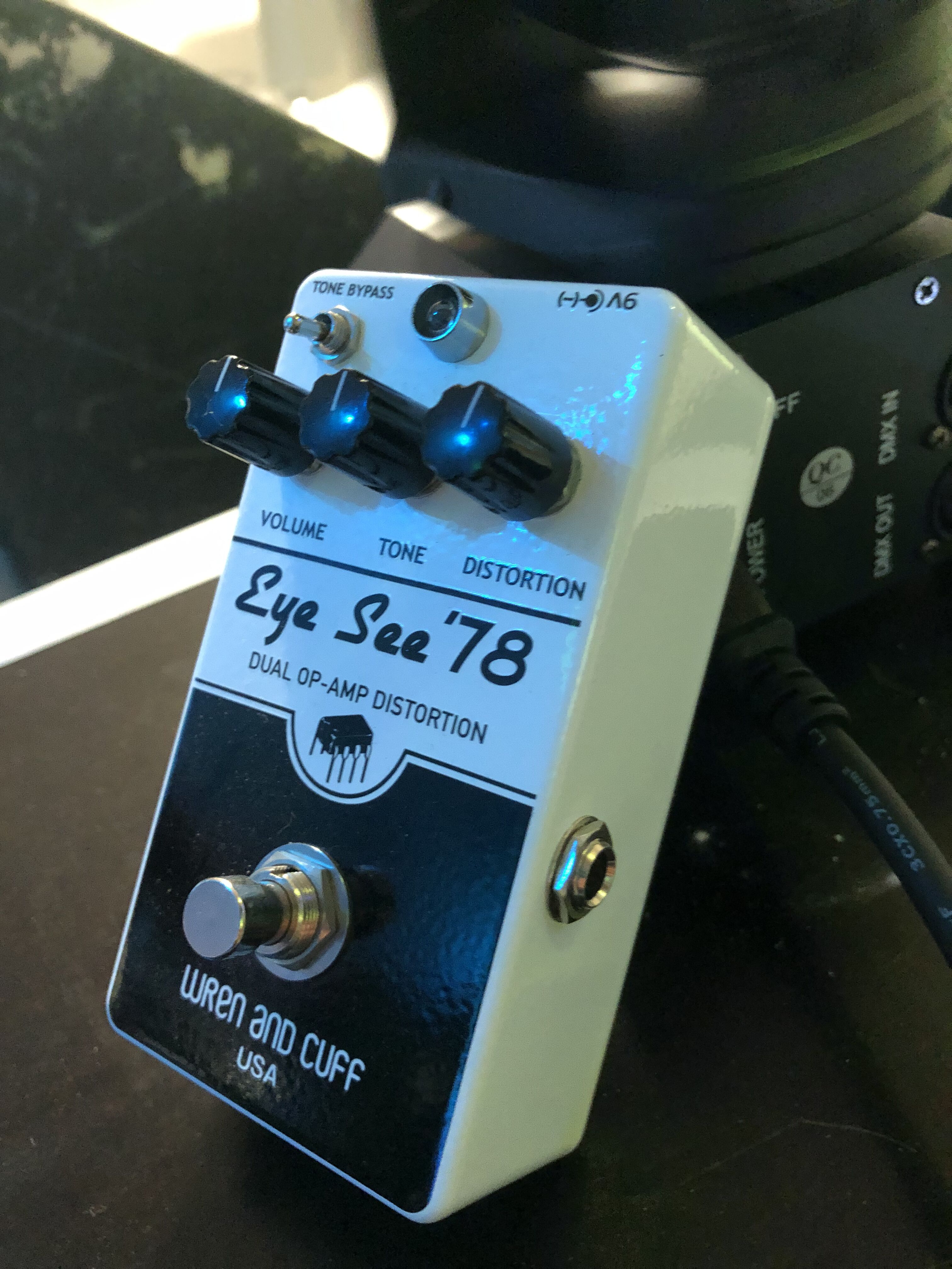 wren and cuff eye see 78 op-amp fuzz