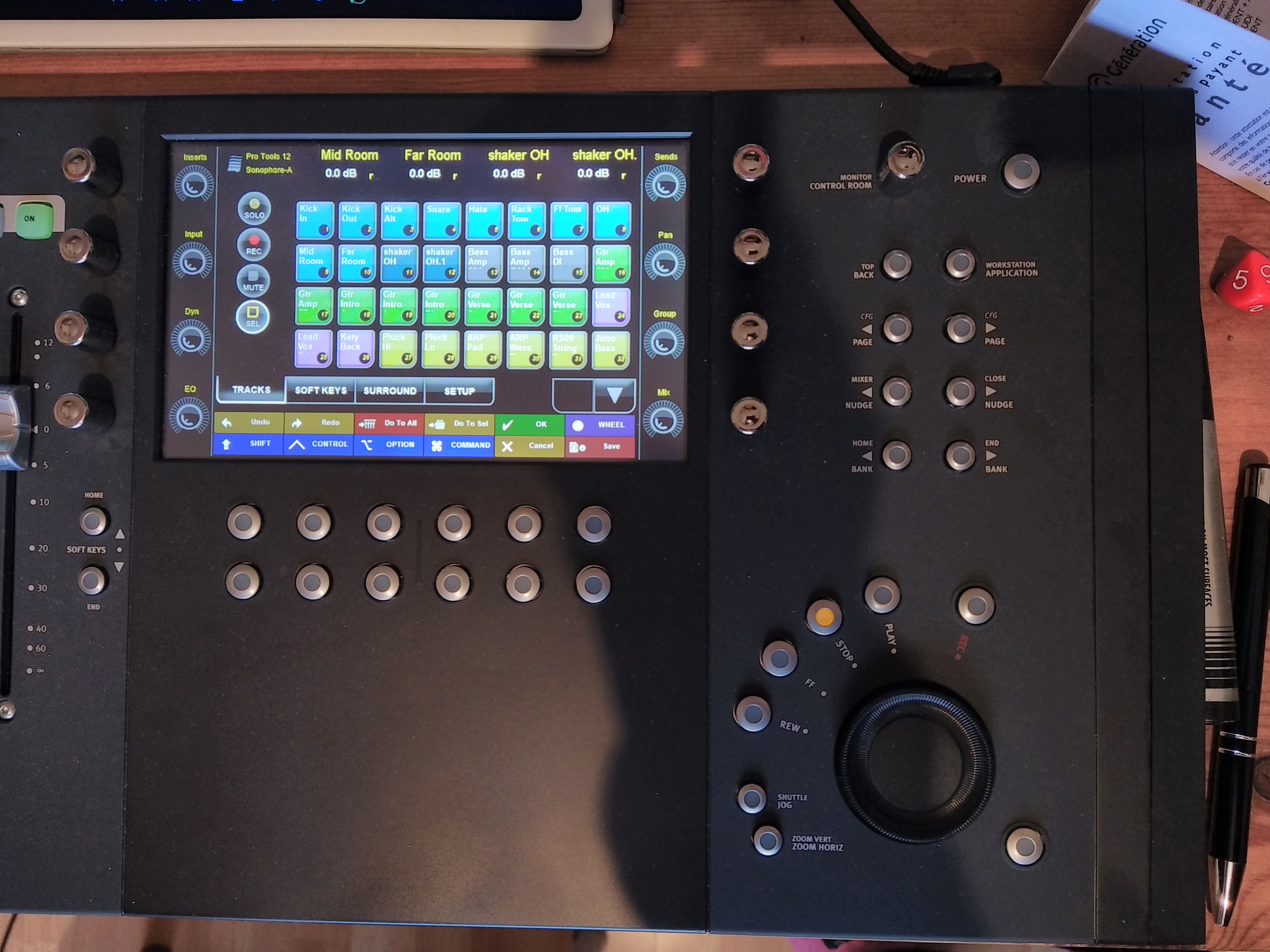 Avid Artist Control V2 (33405)