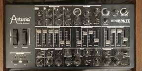 Minibrute sans clavier