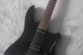 Godin G-5000