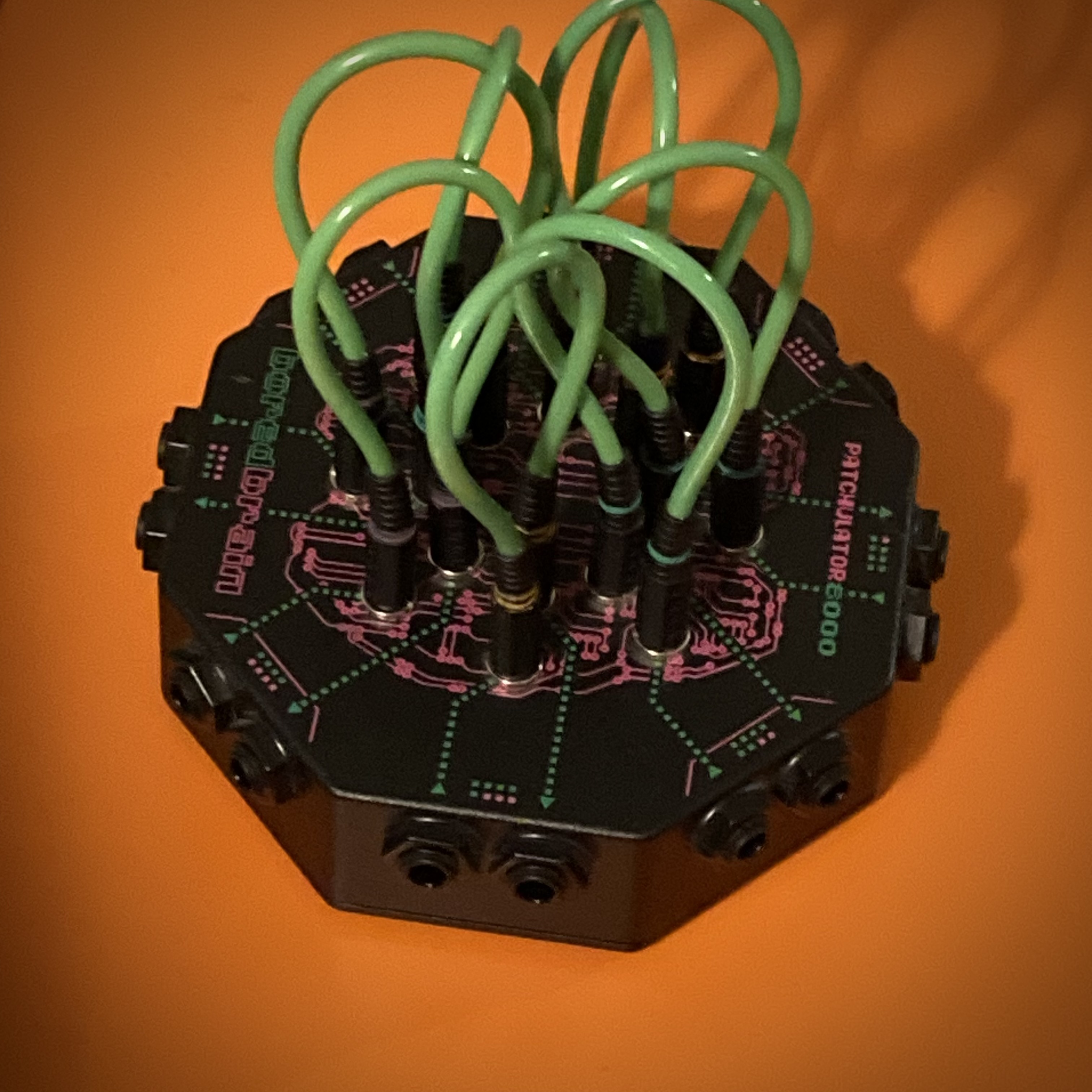 Vends BoredBrain Patchulator 8000