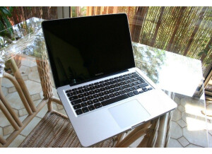 Apple MacBook Pro 13" 2011, Core i5 2.3GHz, 4Go RAM, 320Go DD
