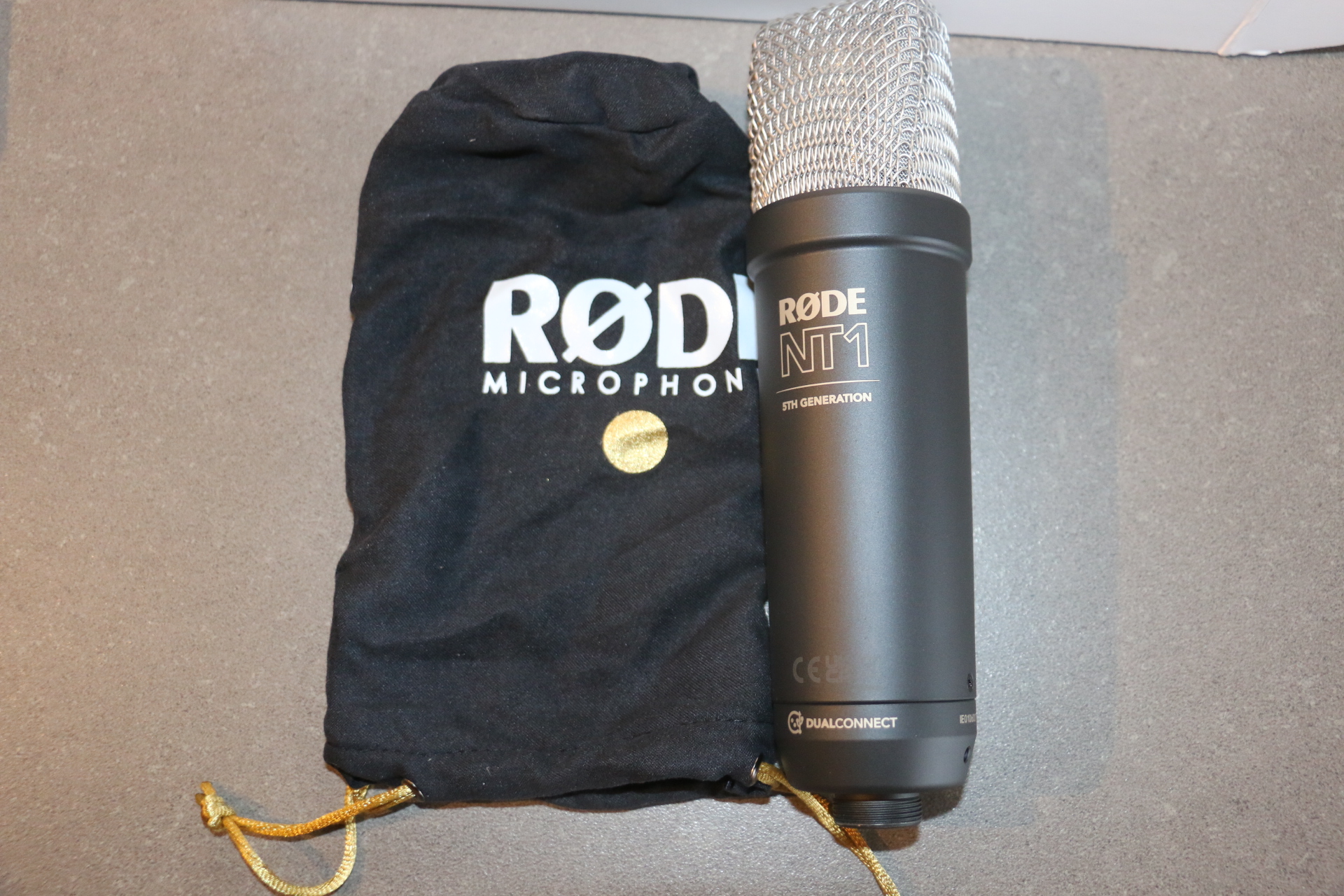 Vends Micro Rode NT1 5th genération neuf sous garantie acheté le 29/09/25 facture fournie