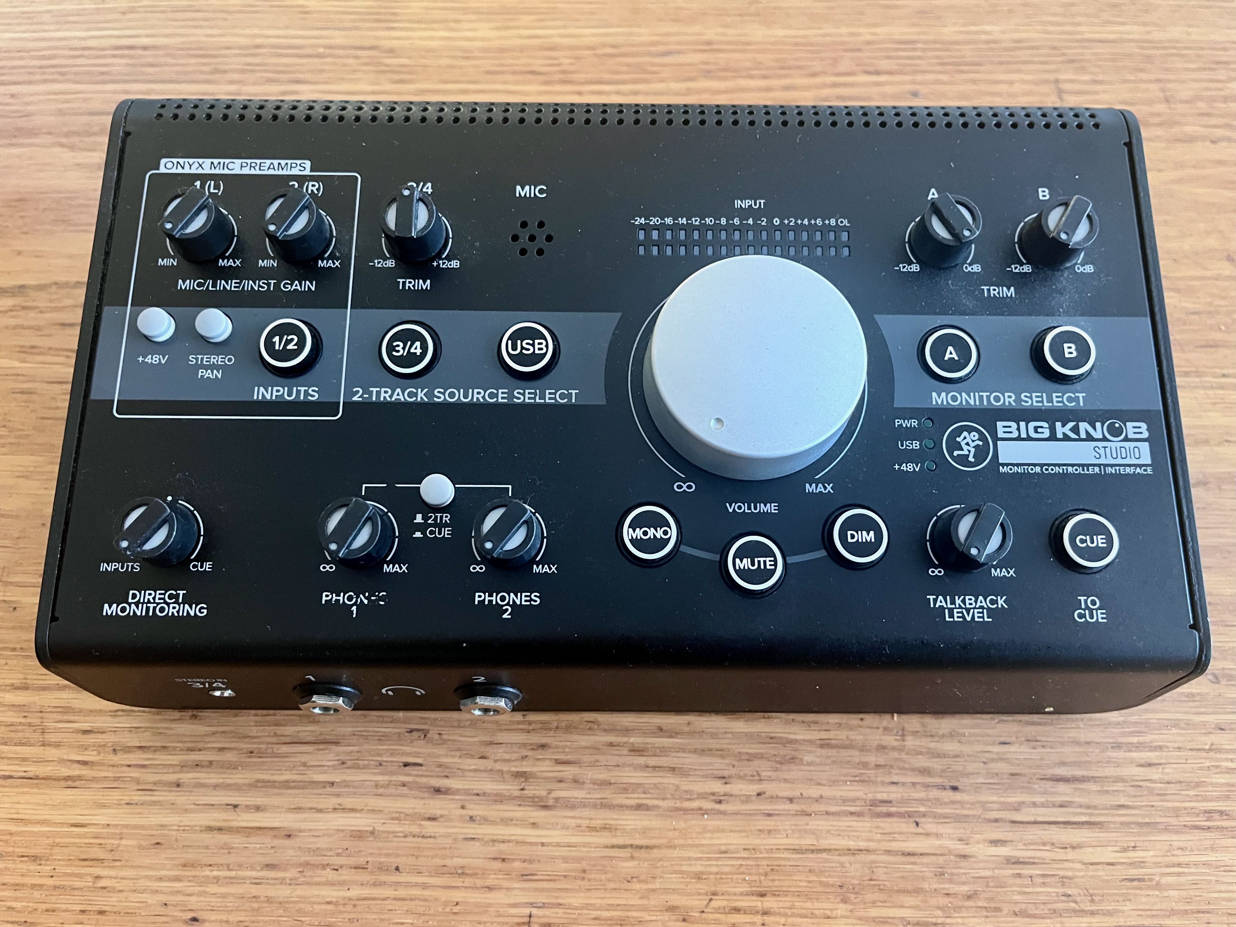 Vends Mackie Big Knob Studio