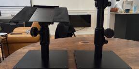 Pieds d'enceinte de monitoring Gravity – Paire