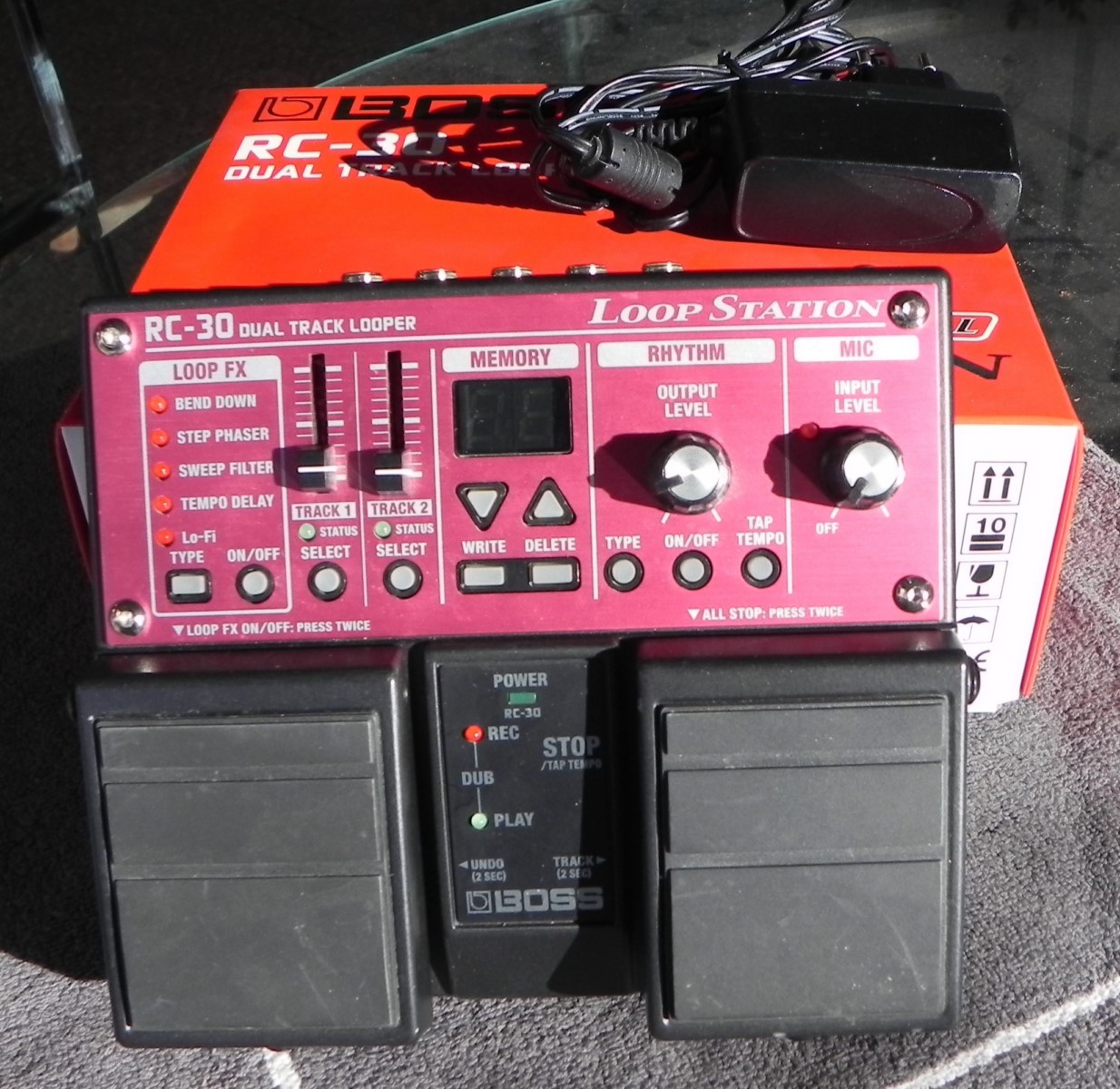 VENDS BOSS RC 30 LOOP STATION