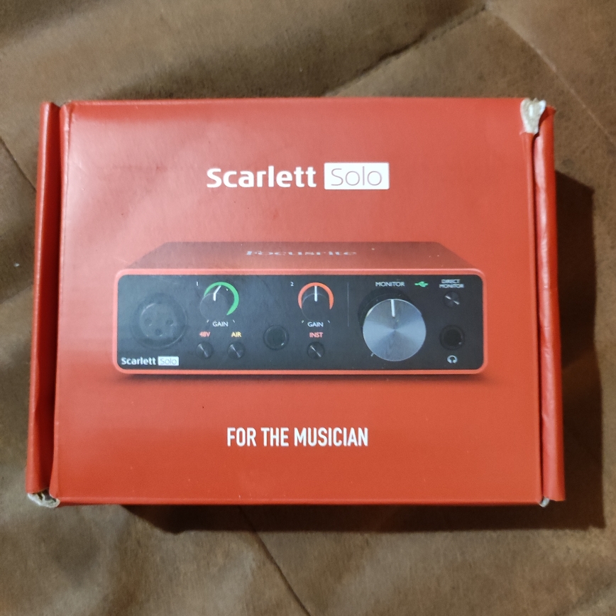 Vends carte son Scarlett Solo