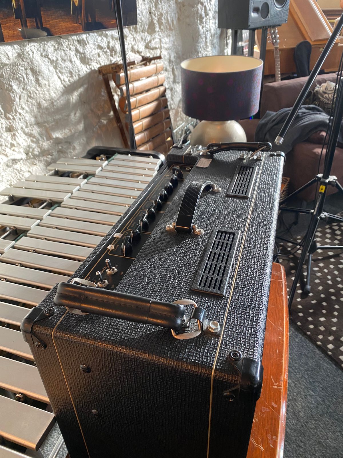 AC-30 4